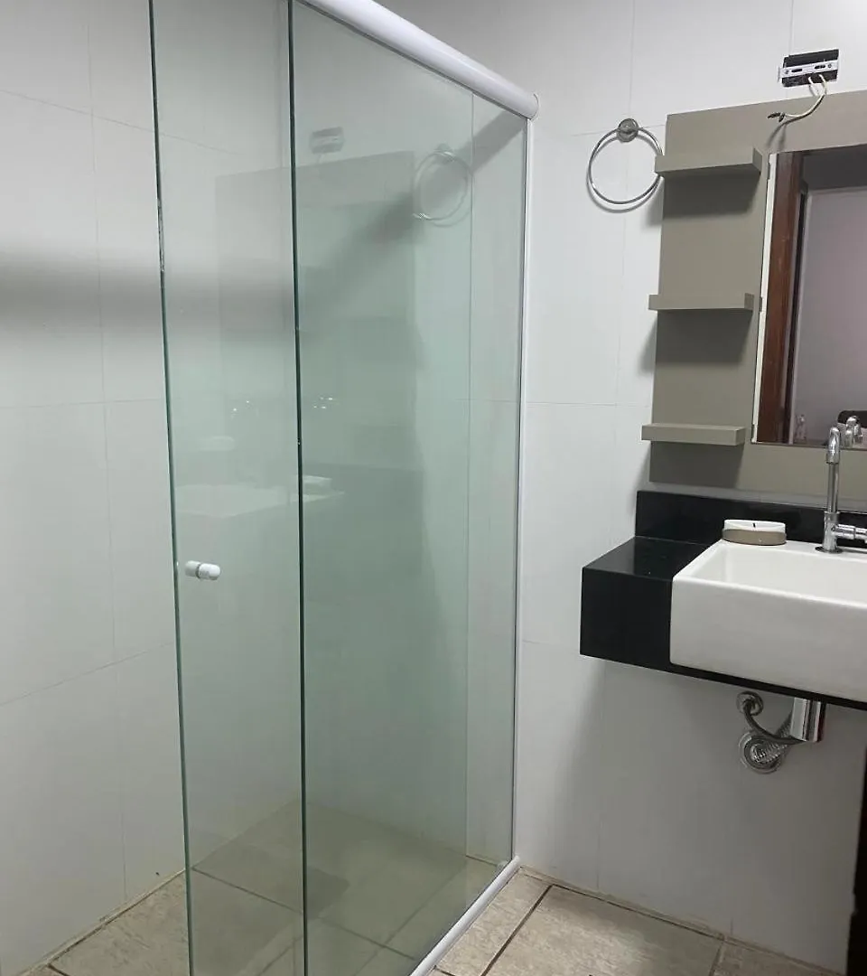 Centro Balneario Camboriu, Dois Quartos, Garagem ברזיל