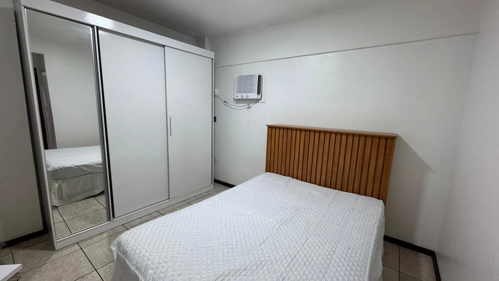Centro Balneario Camboriu, Dois Quartos, Garagem